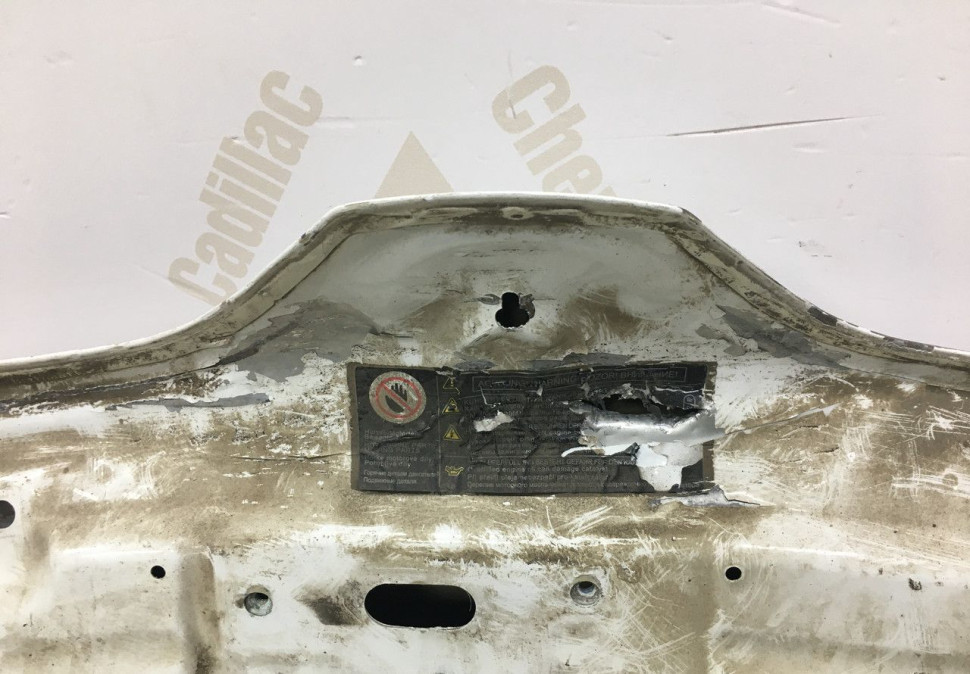 Капот бу Skoda Yeti рестайлинг OEM 5L0823031A Капот бу Skoda Yeti рестайлинг OEM 5L0823031A