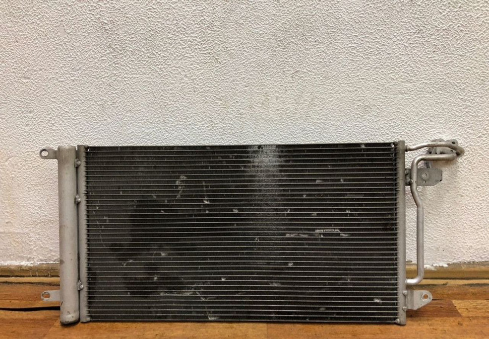 Радиатор кондиционера Volkswagen Polo (09-17) oem 6c0816411b