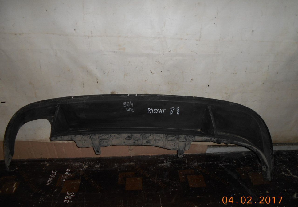 Юбка заднего бампера Volkswagen Passat B7