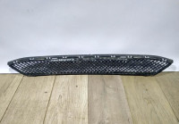 Решётка переднего бампера бу BMW X1 E84 OEM 51117303752