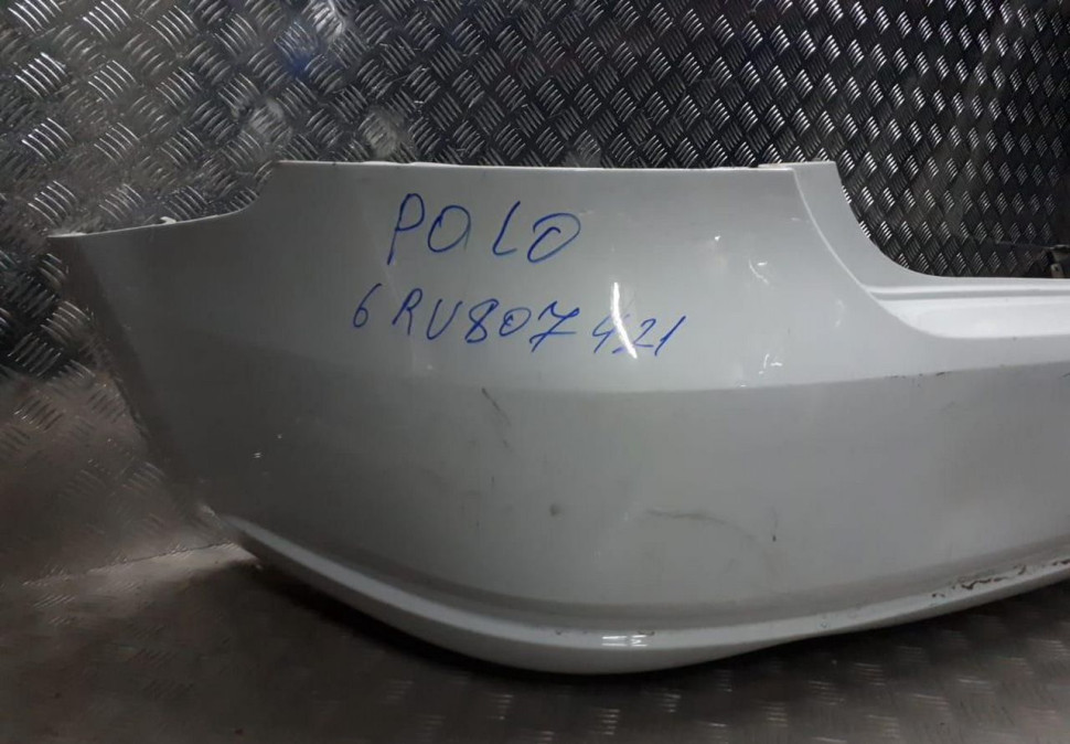Бампер задний Volkswagen Polo 5 до рест oem 6RU807421