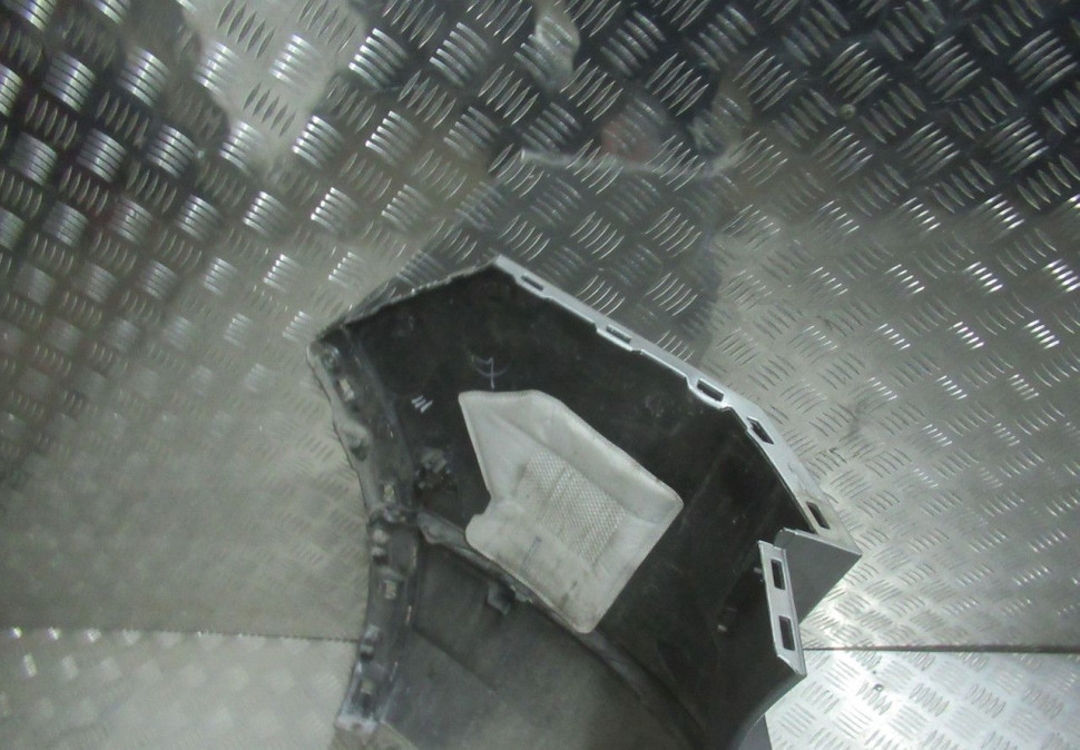 Бампер задний Volkswagen Tiguan 2 oem 5NR807421