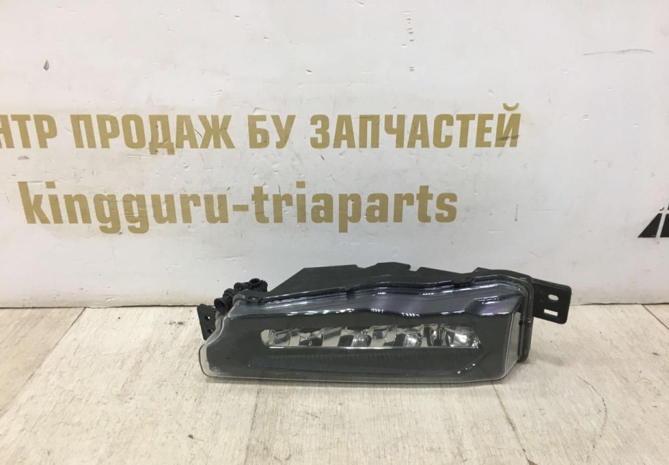 Фара ЛЭД LED противотуманная правая BMW X3 G01 OEM 63179492772