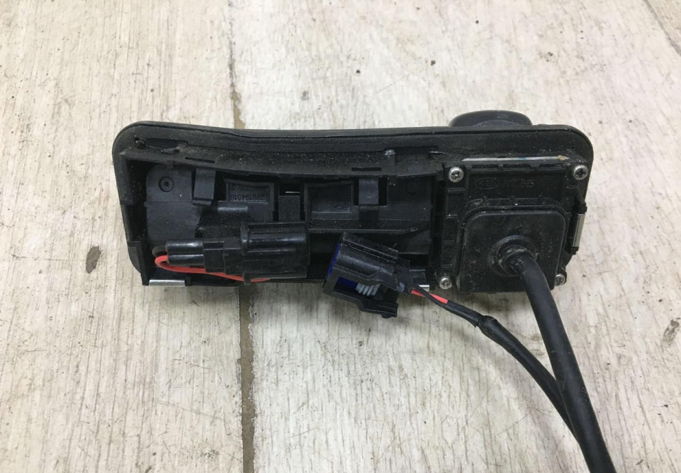 Кнопка крышки багажника Kia Soul 3 OEM 99240K0000