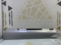 Молдинг двери передний правый Volkswagen Touareg 3 2018> oem 760854940E