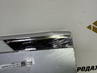 Молдинг двери передний правый Volkswagen Touareg 3 2018> oem 760854940E