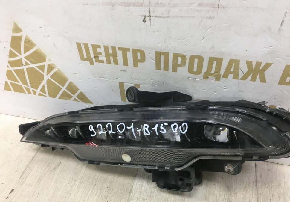 Противотуманная фара правая дхо Genesis G80 2016 OEM 92201B1500 Противотуманная фара правая дхо Genesis G80 2016 OEM 92201B1500