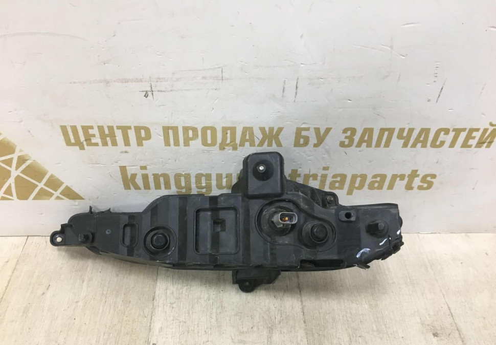 Противотуманная фара правая дхо Genesis G80 2016 OEM 92201B1500 Противотуманная фара правая дхо Genesis G80 2016 OEM 92201B1500