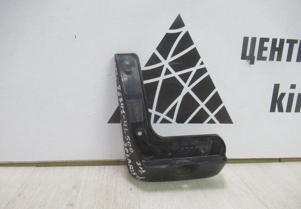 Брызговик задний левый Hyundai Solaris 1 седан рест oem 868414l500