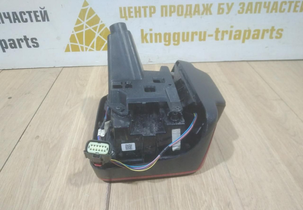 Фонарь задний левый бу Jeep Wrangler OEM 68436713AB Фонарь задний левый бу Jeep Wrangler OEM 68436713AB