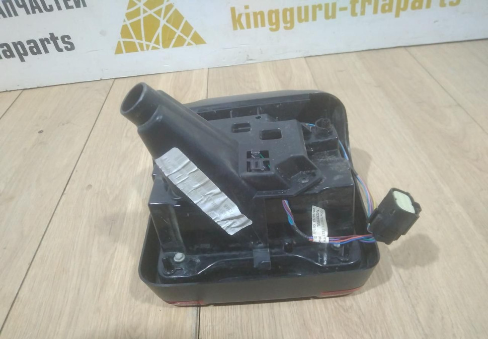 Фонарь задний левый бу Jeep Wrangler OEM 68436713AB Фонарь задний левый бу Jeep Wrangler OEM 68436713AB