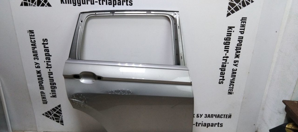 Дверь задняя правая Volkswagen Tiguan 2 oem 5NA833056 (скл-3)