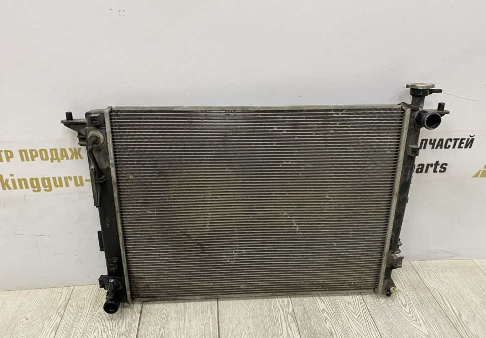 Радиатор охлаждения Hyundai IX35 АКПП 10-15 oem 253102Y500 Радиатор охлаждения Hyundai IX35 АКПП 10-15 oem 253102Y500