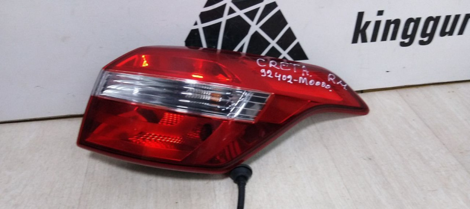 Фонарь правый внешний Hyundai Creta oem 92402m0000