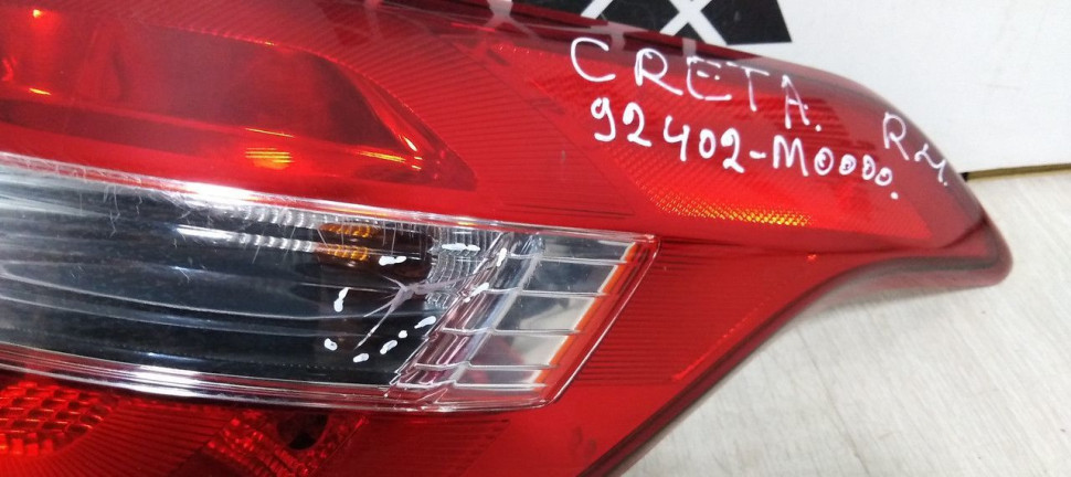 Фонарь правый внешний Hyundai Creta oem 92402m0000