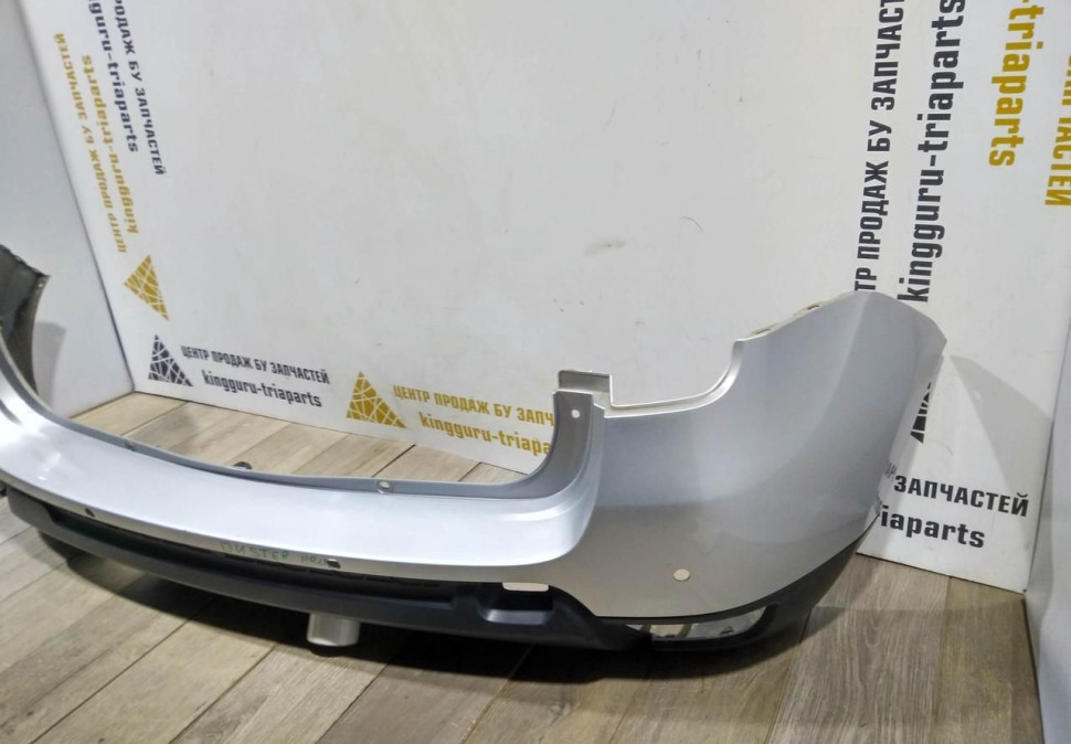Бампер задний бу Renault Duster рестайлинг OEM 850225435R (В)