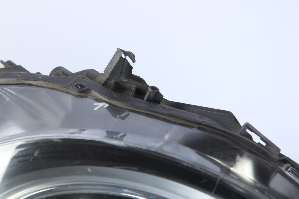 Фара ЛЭД LED правая Mini Cooper F56 рестайлинг OEM 63118738652 63115A01158