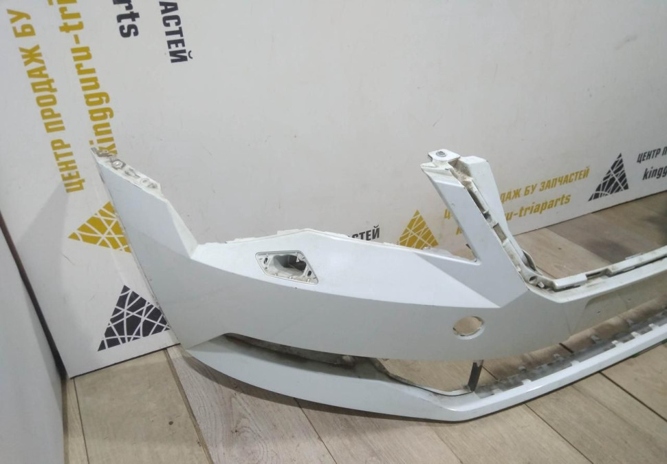 Бампер передний бу Skoda Superb 3 OEM 3V0807221