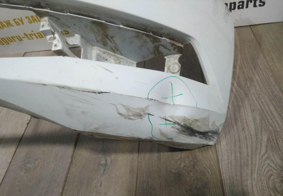 Бампер передний бу Skoda Superb 3 OEM 3V0807221