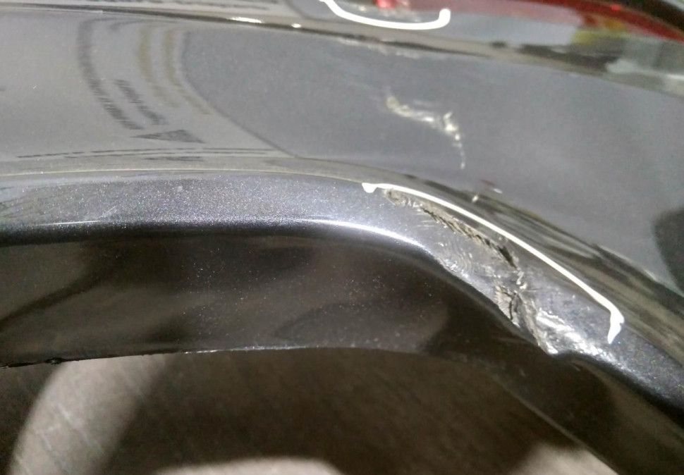 Накладка спойлер заднего бампера бу BMW 5 G30 OEM 51128064718 Накладка спойлер заднего бампера бу BMW 5 G30 OEM 51128064718