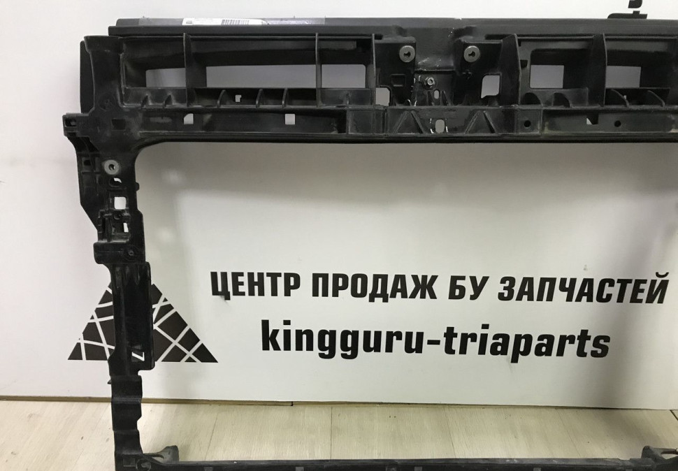 Панель передняя Volkswagen Tiguan 2 (17>)  oem 5NR805588D (трещина)