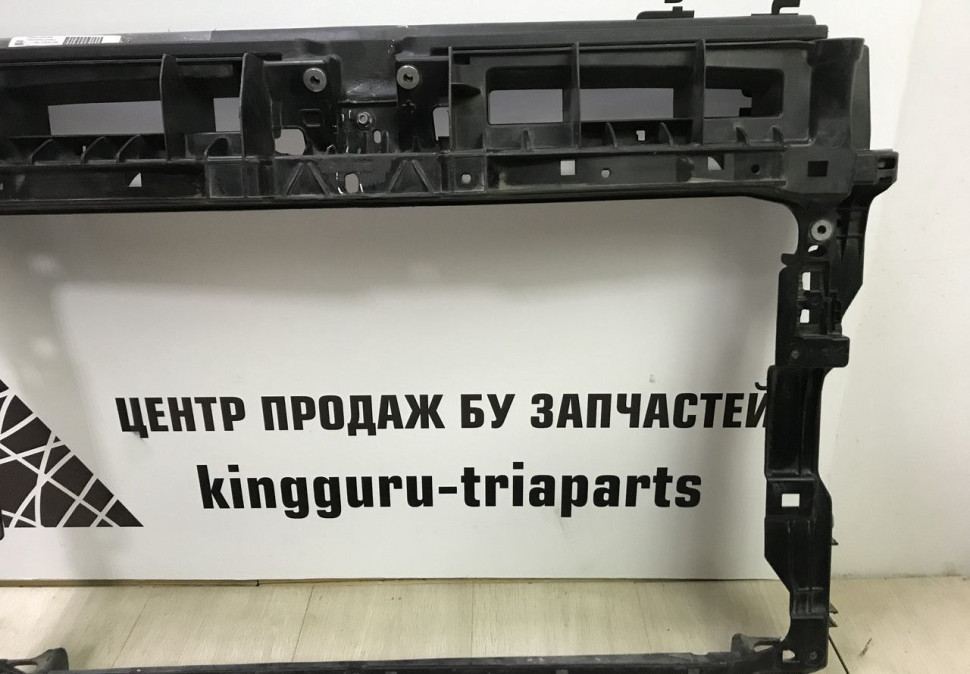 Панель передняя Volkswagen Tiguan 2 (17>)  oem 5NR805588D (трещина)