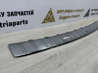 Накладка заднего бампера Volkswagen Touareg 2 NF 2010 OEM 7P6807787A