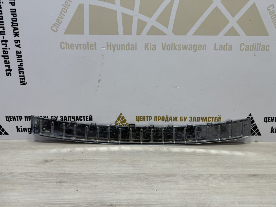 Накладка заднего бампера Volkswagen Touareg 2 NF 2010 OEM 7P6807787A