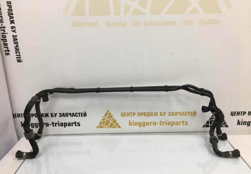 Патрубок радиатора BMW X2 F39 OEM 17128668740