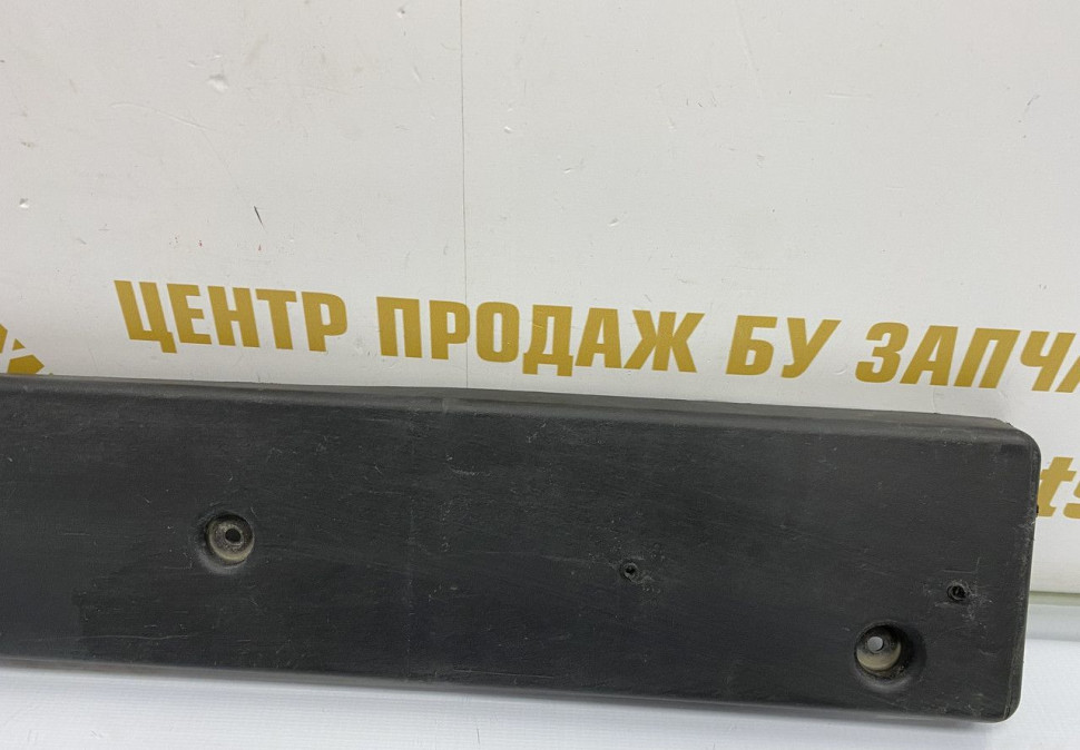 Подиум номерного знака Hyundai Santa Fe 4 дорестайлинг 2018 OEM 86519S1000