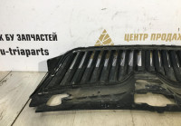 Решетка радиатора Skoda Rapid OEM 5JA853668