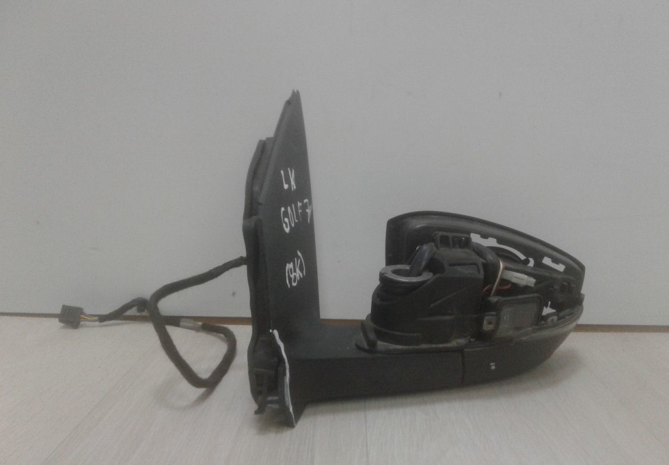 Корпус зеркала левый (8к) Volkswagen Golf 7 oem 5g1857501 (слом.мал.части) Корпус зеркала левый (8к) Volkswagen Golf 7 oem 5g1857501 (слом.мал.части)