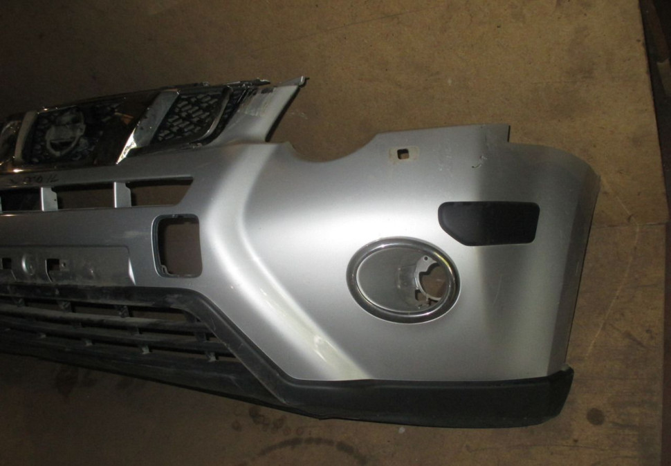 Бампер передний Nissan X-trail (скл-7) Бампер передний Nissan X-trail (скл-7)