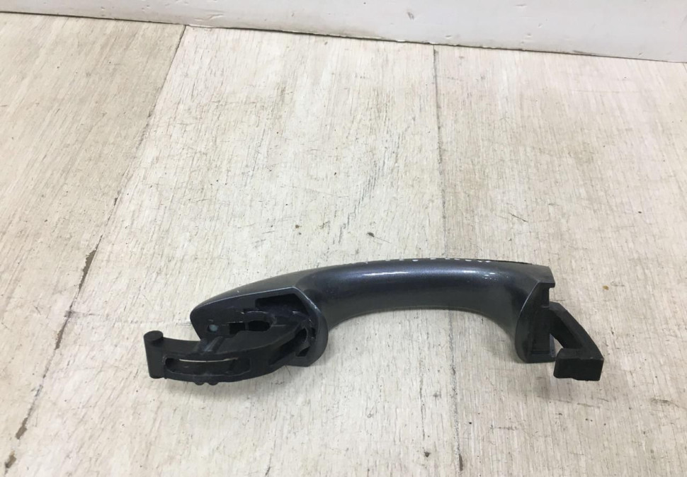 Ручка двери передняя левая Skoda Octavia A7 OEM 5G0837205N