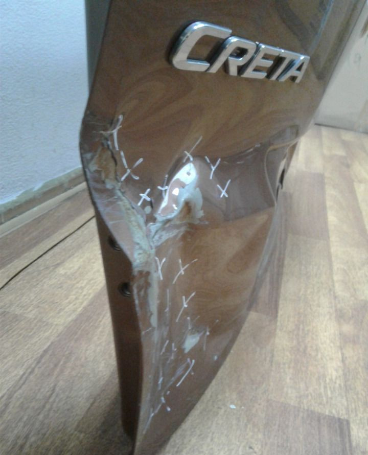 Крышка багажника Hyundai Creta (вмятина)(скл-3) Крышка багажника Hyundai Creta (вмятина)(скл-3)