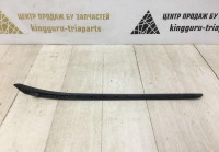 Молдинг лобового стекла правый BMW X1 F48 OEM 51317350610