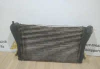 Радиатор интеркулера бу Skoda Octavia A7 OEM 5Q0145803R