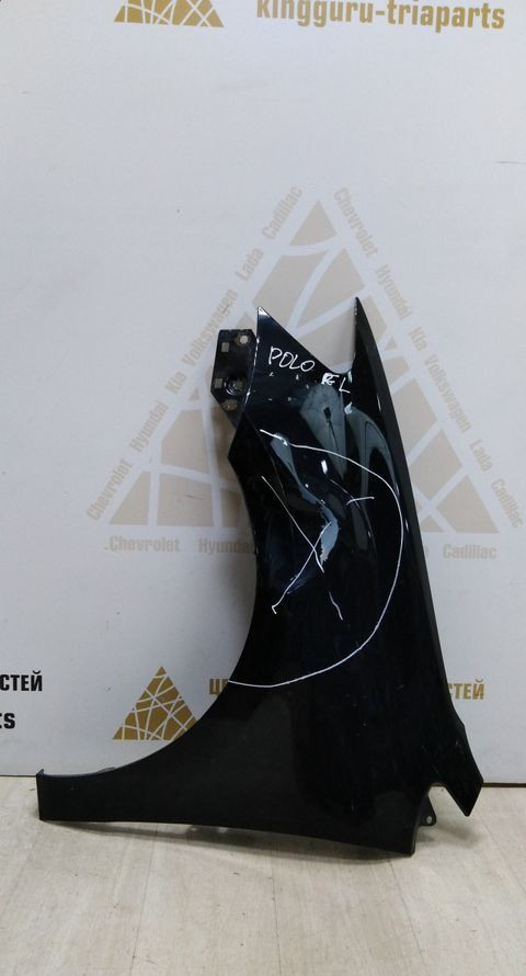 Крыло переднее левое Volkswagen Polo 5 Sedan (09-16) oem 6R0821105A