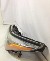 Фара левая  Toyota Highlander 3 oem 8117048A30