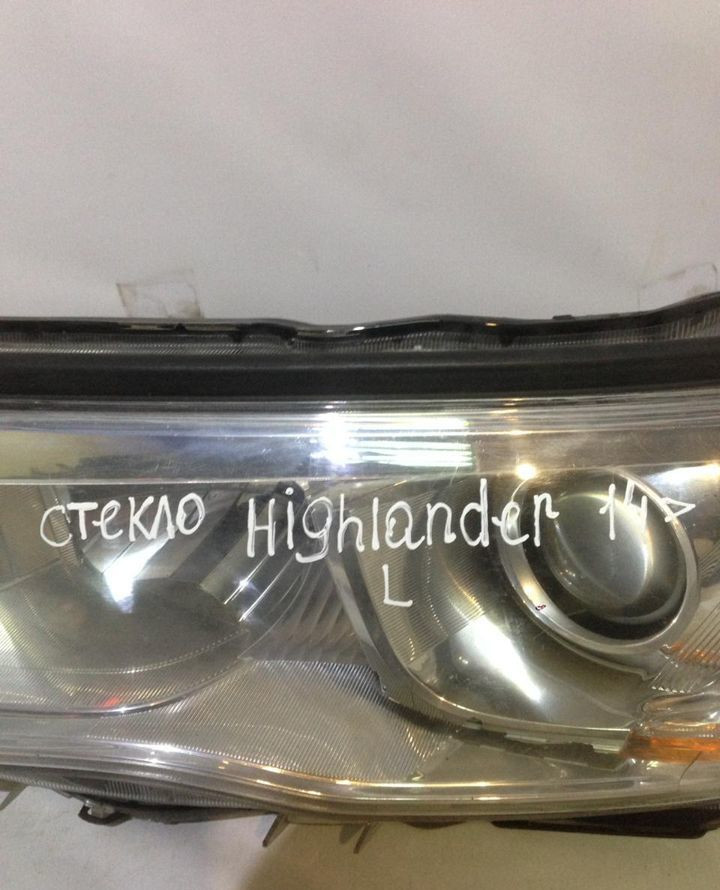 Фара левая Toyota Highlander 3 oem 8117048A30 Фара левая Toyota Highlander 3 oem 8117048A30