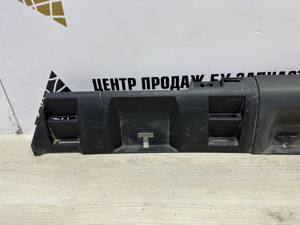 Порог правый бу Renault Sandero Stepway 2 OEM 764266165R Порог правый бу Renault Sandero Stepway 2 OEM 764266165R