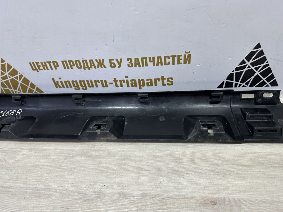 Порог правый бу Renault Sandero Stepway 2 OEM 764266165R Порог правый бу Renault Sandero Stepway 2 OEM 764266165R