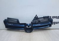 Решетка радиатора Volkswagen Golf 5 oem 1k0853655A