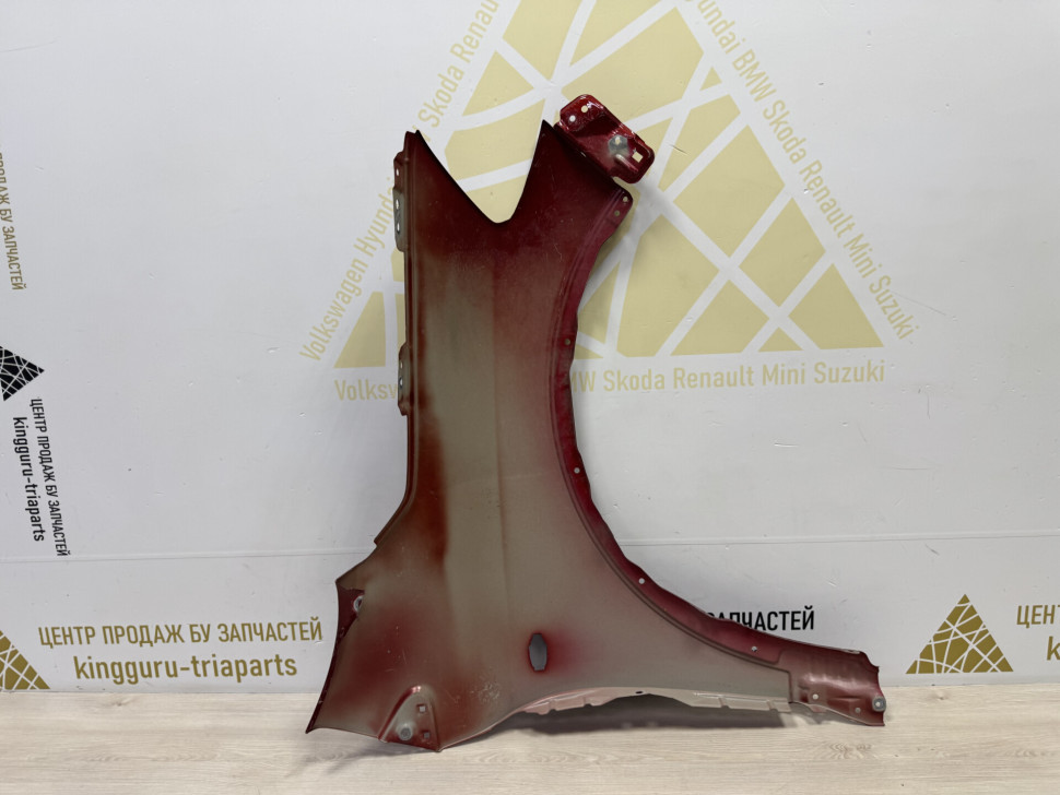 Крыло переднее левое под расширитель для Suzuki SX4 OEM 5771161M10