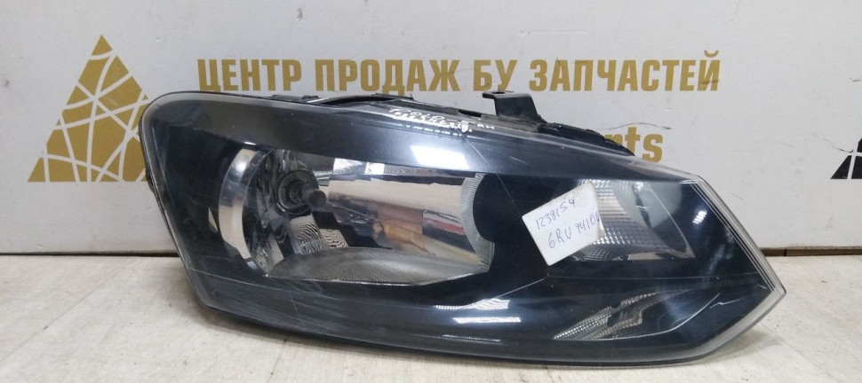 Фара правая Volkswagen Polo 5 09-14 oem 6RU941016