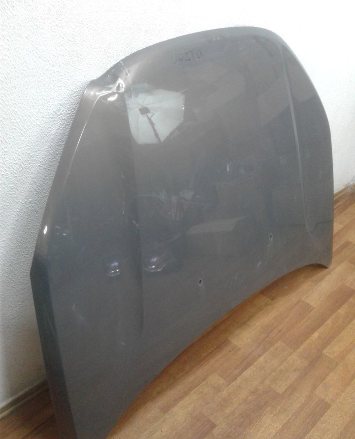 Капот Lada Vesta oem 8450039378 (вмятина) (скл-3)