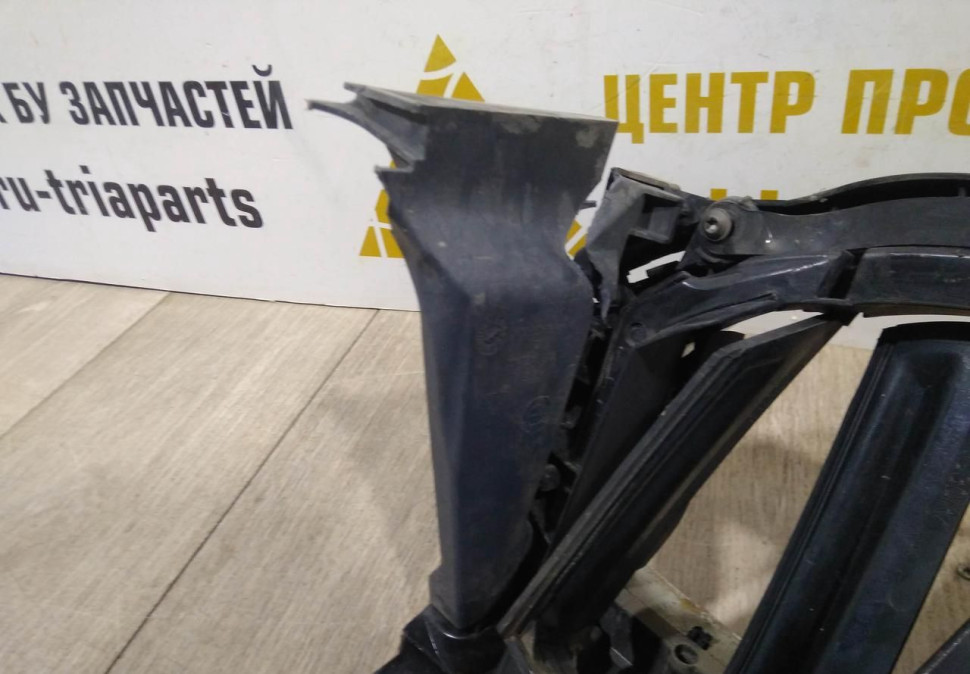Заслонка решетки (жалюзи) бу BMW 5 G30 OEM 51747474368