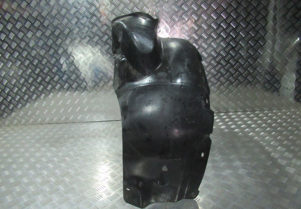 Подкрылок передний правый Volkswagen Polo седан oem 6RU809962