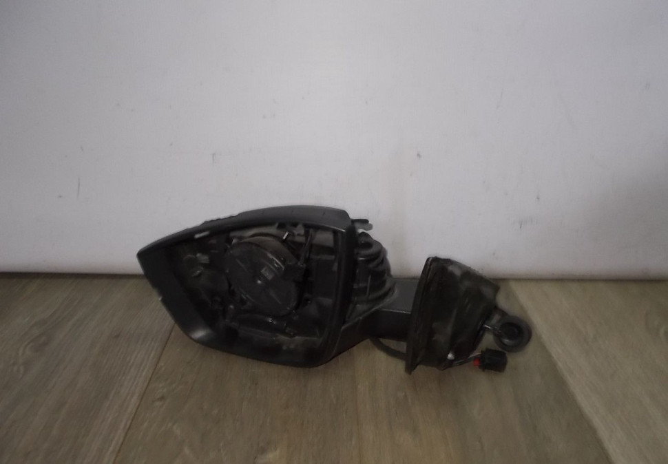 Корпус зеркала левый бу Skoda Kodiaq OEM 566857501