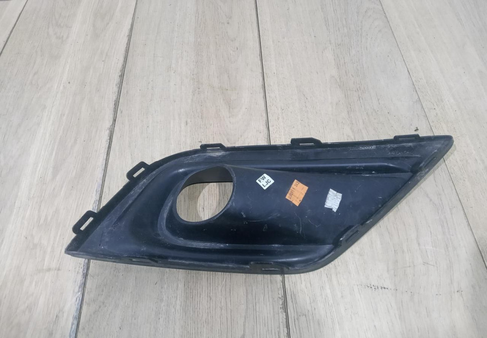 Решетка бампера левая бу Renault Arkana OEM 261A39666R Решетка бампера левая бу Renault Arkana OEM 261A39666R